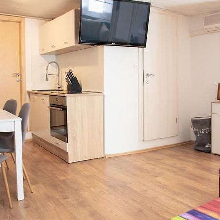 Twin-Magnolias Condo With Garden, Parking & Ev Station Загреб Екстериор снимка